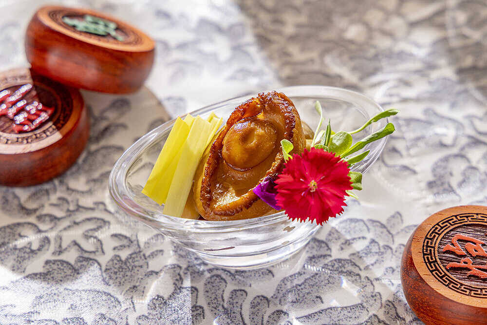 歴史ロマンを舌で楽しむ! 大人のための〈ヒルトン東京〉“三国志”チャニーズアフタヌーンティー！