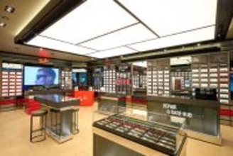 『レイバンストア 渋谷』がカスタム＆体験型空間へとリニューアルオープン！