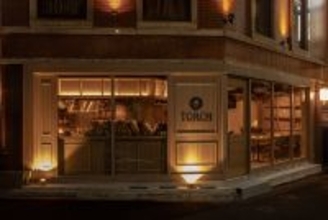 ミシュラン一つ星を獲得している〈メティス六本木〉の姉妹店ビストロ、〈トーチ〉が六本木の駅近にオープン！