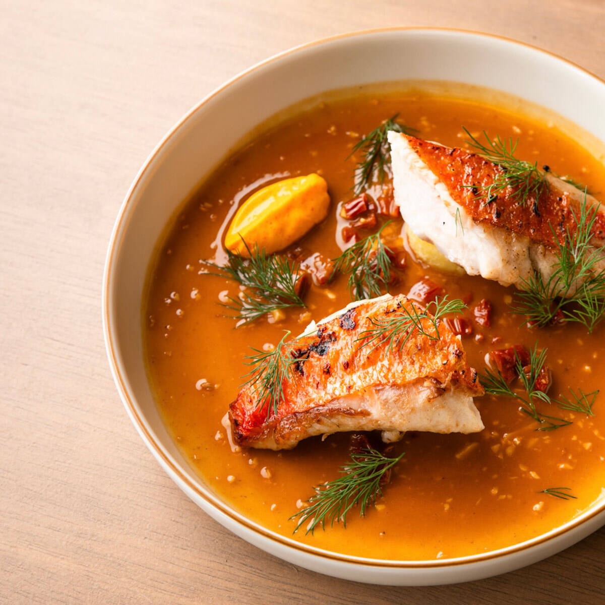 ミシュラン一つ星を獲得している〈メティス六本木〉の姉妹店ビストロ、〈トーチ〉が六本木の駅近にオープン！