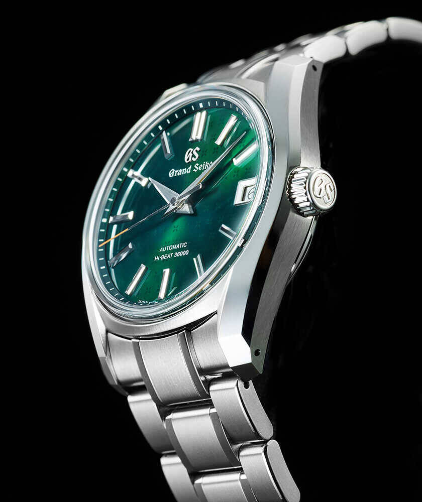 美しいグリーンに語りどころあり！〈グランドセイコー〉“アイアイイスズ45周年記念限定モデル”がお披露目！