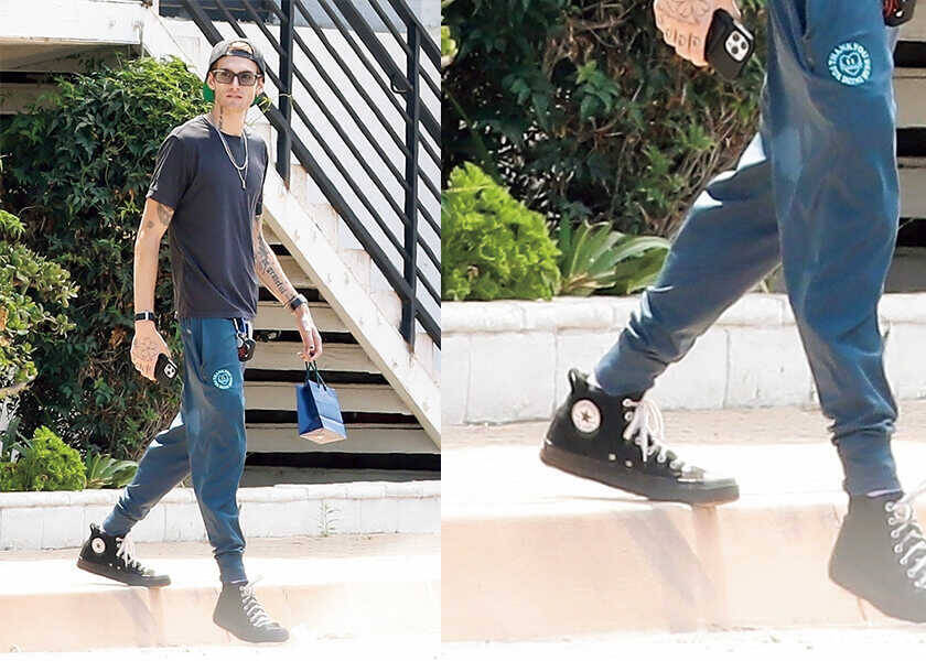 【年末年始まとめ配信】セレブ愛用のスニーカーとは？　アッパーもソールも全部真っ黒！