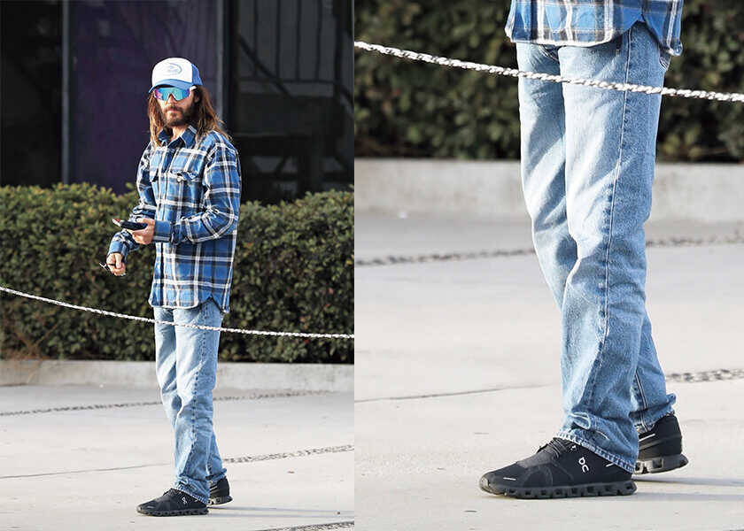 【年末年始まとめ配信】セレブ愛用のスニーカーとは？　アッパーもソールも全部真っ黒！