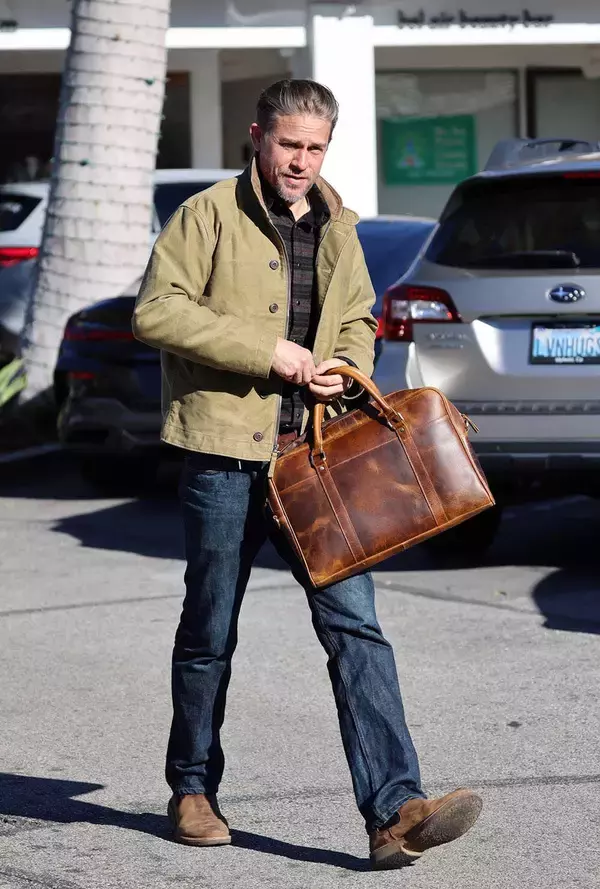 【海外セレブ／チャーリー・ハナム】ワークJKできちんと感を出すには？