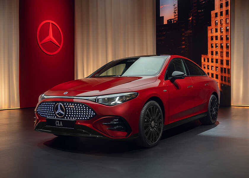話題のクルマを品定め！あえて究極のガジェットと呼びたい！〈メルセデス・ベンツ〉CLA with EQテクノロジー