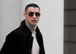 セレブのお気に入りブランドの正体！【クリスティアーノ・ロナウド】の愛用ブランドは、〈カルティエ〉のサングラス！