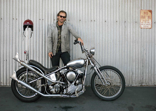 カリフォルニアのモーターサイクリスト！統一感にこだわった“渋銀”なカスタムが満載！　〈ハーレーダビッドソン〉ナックルヘッド