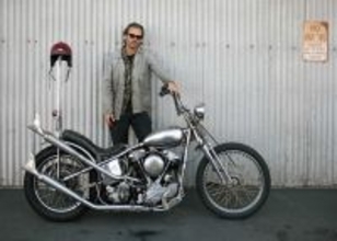 カリフォルニアのモーターサイクリスト！統一感にこだわった“渋銀”なカスタムが満載！　〈ハーレーダビッドソン〉ナックルヘッド