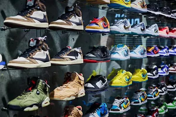 ウワサの“スニダン鑑定研究所”に潜入！“スニダン”の商品はなぜ信頼できるのか⁉︎【取材レポート】