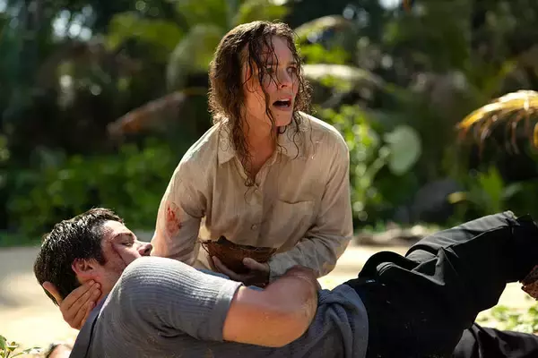 今週末は、この映画に胸アツ！映画『HELP／復讐島』はサム・ライミ監督のドッキリ仕掛けが満載の過激ホラー！