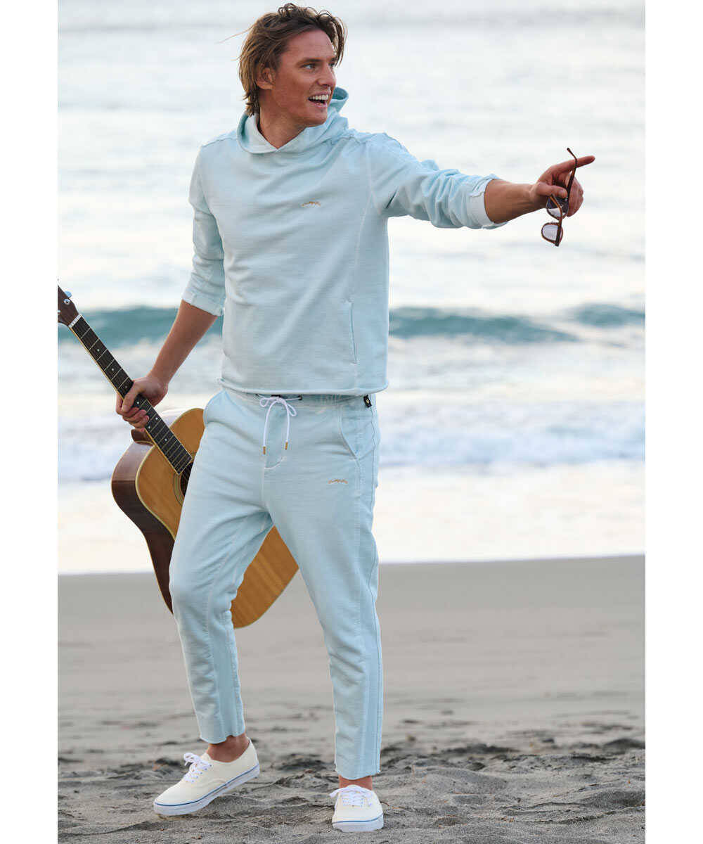 〈ダブルジェイケイ〉の爽快セットアップで楽にコーデがキマる！