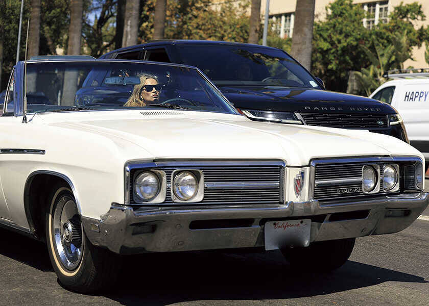 セレブと西海岸カーライフ！時代を作ったスーパーモデル【ケイト・モス】は、“洒落感”あるクルマ選び！