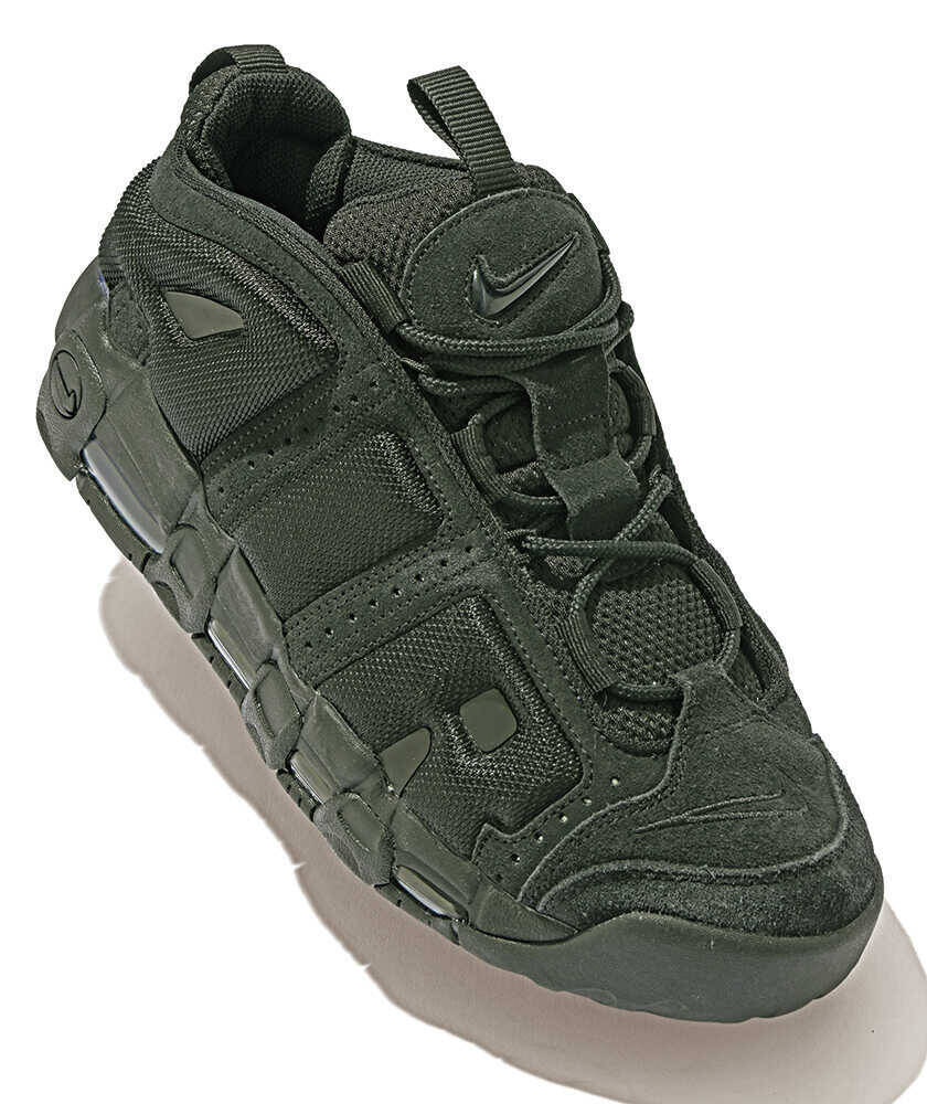 セレブのお洒落スニーカーを探せ！【Vol.2】ティモシー・シャラメのスニーカー十変化！