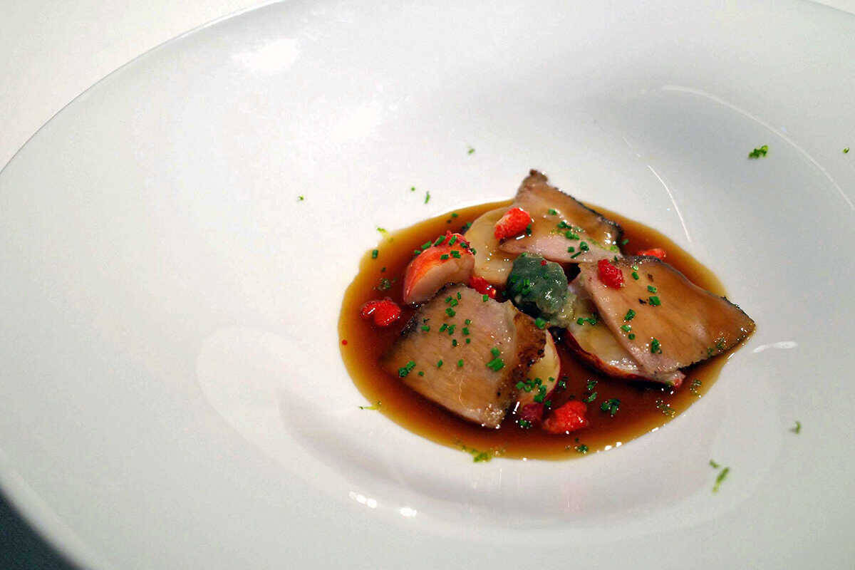 グルメジャーナリスト東龍のホテルグルメで“口福”体験！息を呑むような夜景に包まれ、贅沢三昧のフレンチで幸福感が高まる！