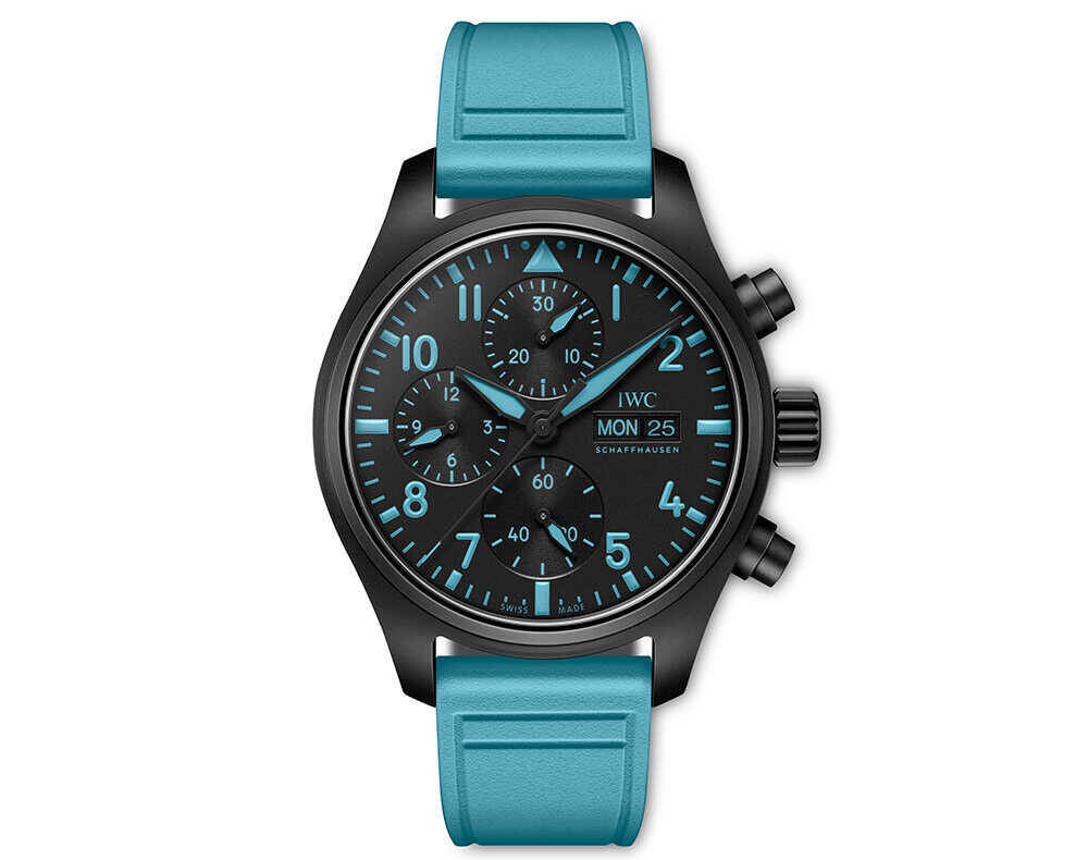ブラックセラミックに“勝負のブルー”をまとう！ 〈IWCシャフハウゼン〉×ジョージ・ラッセルの限定パイロットウォッチが超オシャレ！