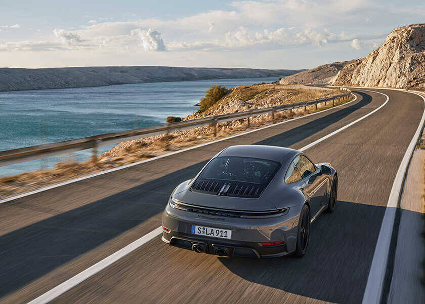 話題のクルマを品定め！一段上のステージへ！〈ポルシェ〉911カレラGTS
