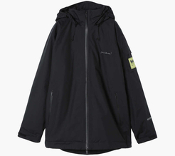 【コラボ第3弾】〈アニエスべー〉と〈ヘリーハンセン〉が導き出した都会と海を繋ぐ最適解なアウターとは？