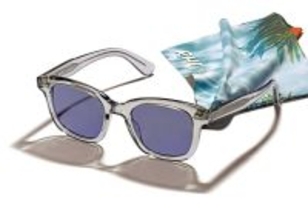 Catch the Wave！ビーチが似合う目元になれる特別なサングラス！