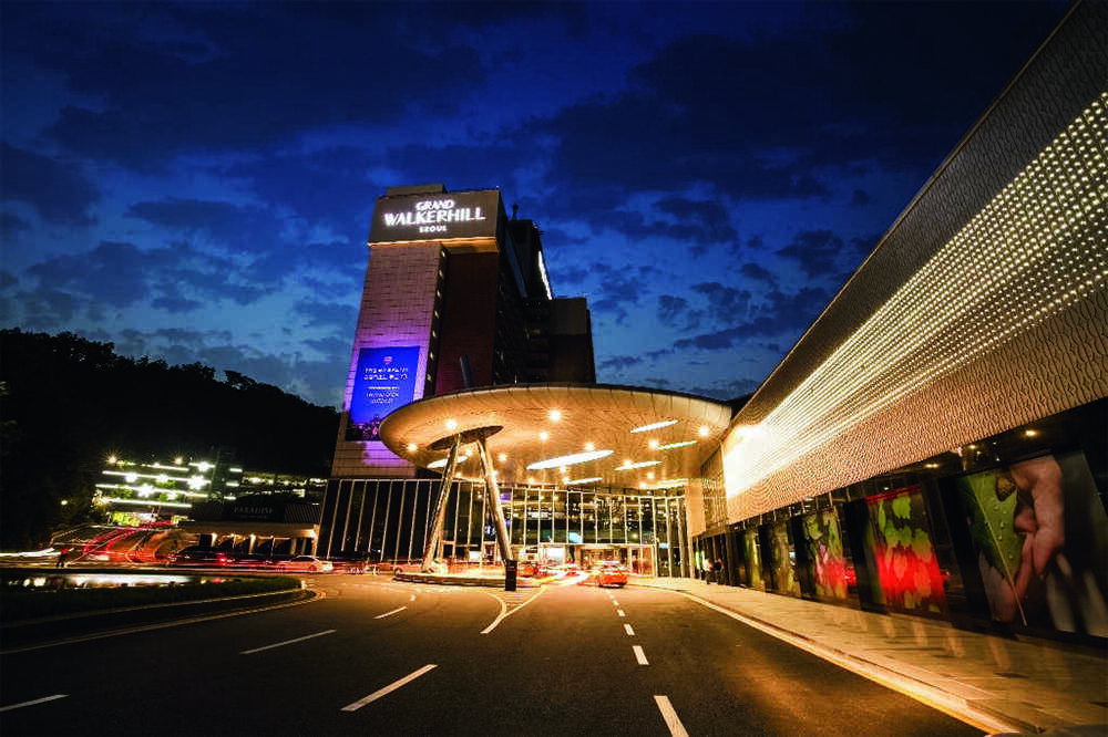 Urban Safari CLOSE-UP BRAND パラダイスシティ＂パラダイスシティ＂を堪能する。