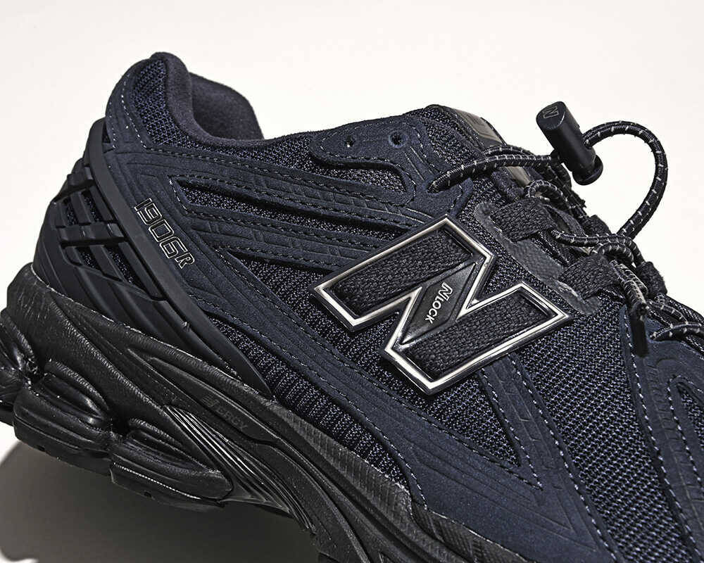 ジョー・ジョナスの〈ニューバランス〉×〈エメ・レオン・ドレ〉RC56【海外セレブの愛用スニーカーとは!?】