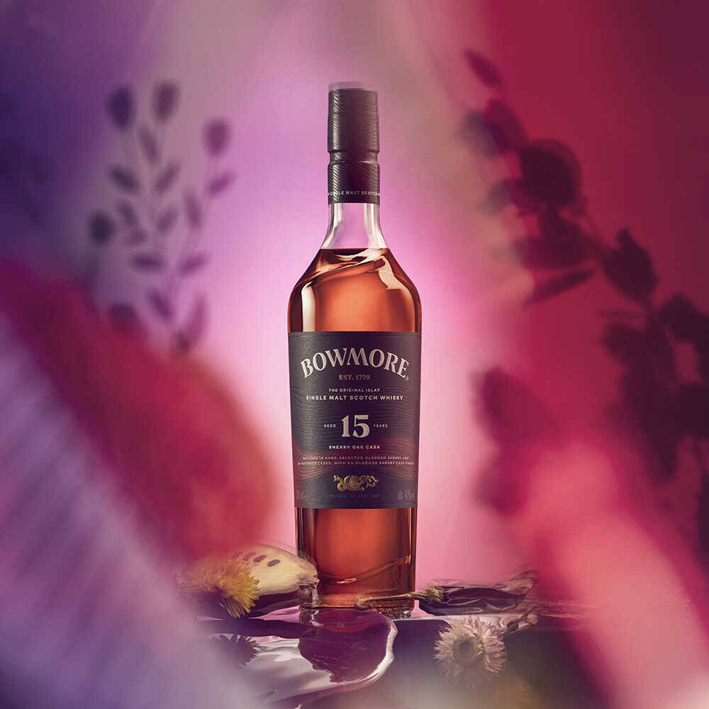 シングルモルトウイスキー『ボウモア』がリニューアルを記念したイベントを実施