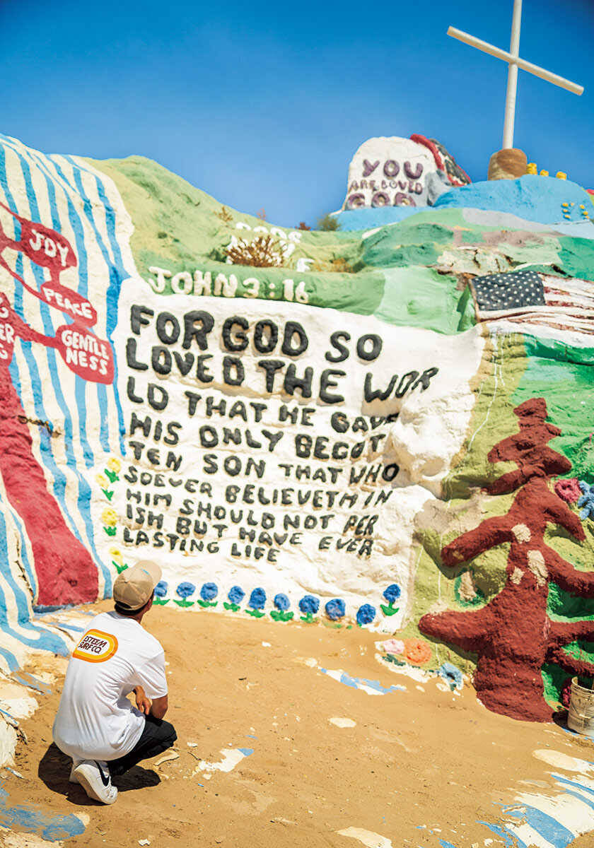 カリフォルニアのビーチタウン巡り！カリフォルニア随一の観光スポット、“サルベーション・マウンテン”を訪れる！