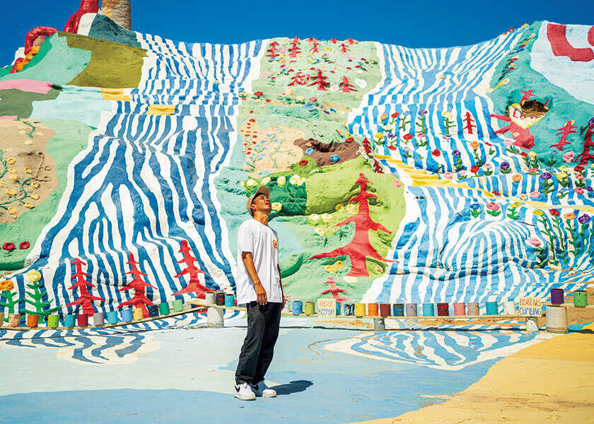 カリフォルニアのビーチタウン巡り！カリフォルニア随一の観光スポット、“サルベーション・マウンテン”を訪れる！