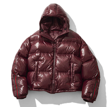 これさえ押さえればコーデが決まる！　流行りの太めデニムに似合う、アウターってどれ？　