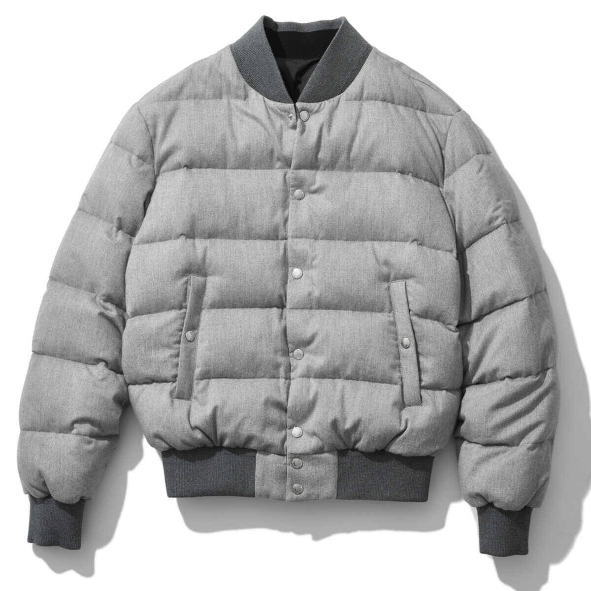 これさえ押さえればコーデが決まる！　流行りの太めデニムに似合う、アウターってどれ？　