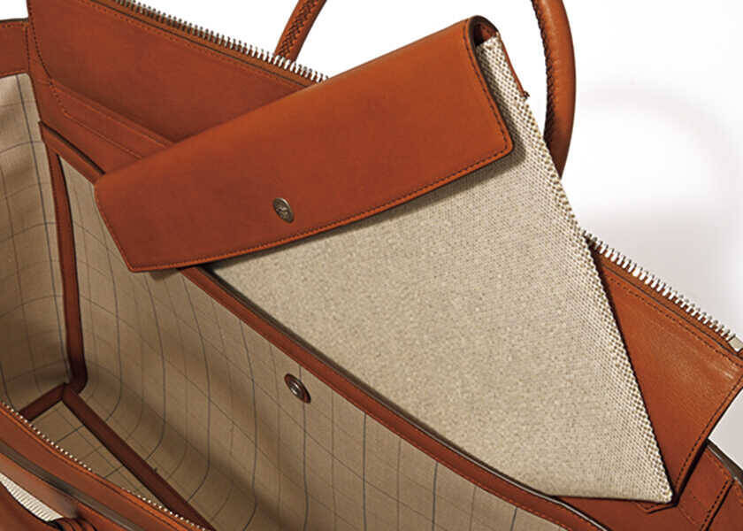 Catch the Wave！映えるバッグで週末ぶらりと大人旅へ！