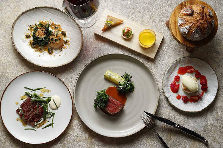 はまだふくこの発見！ 料理とお酒のベストマッチング！香ばしく焼いたステーキに、このワインがピッタリ合う！