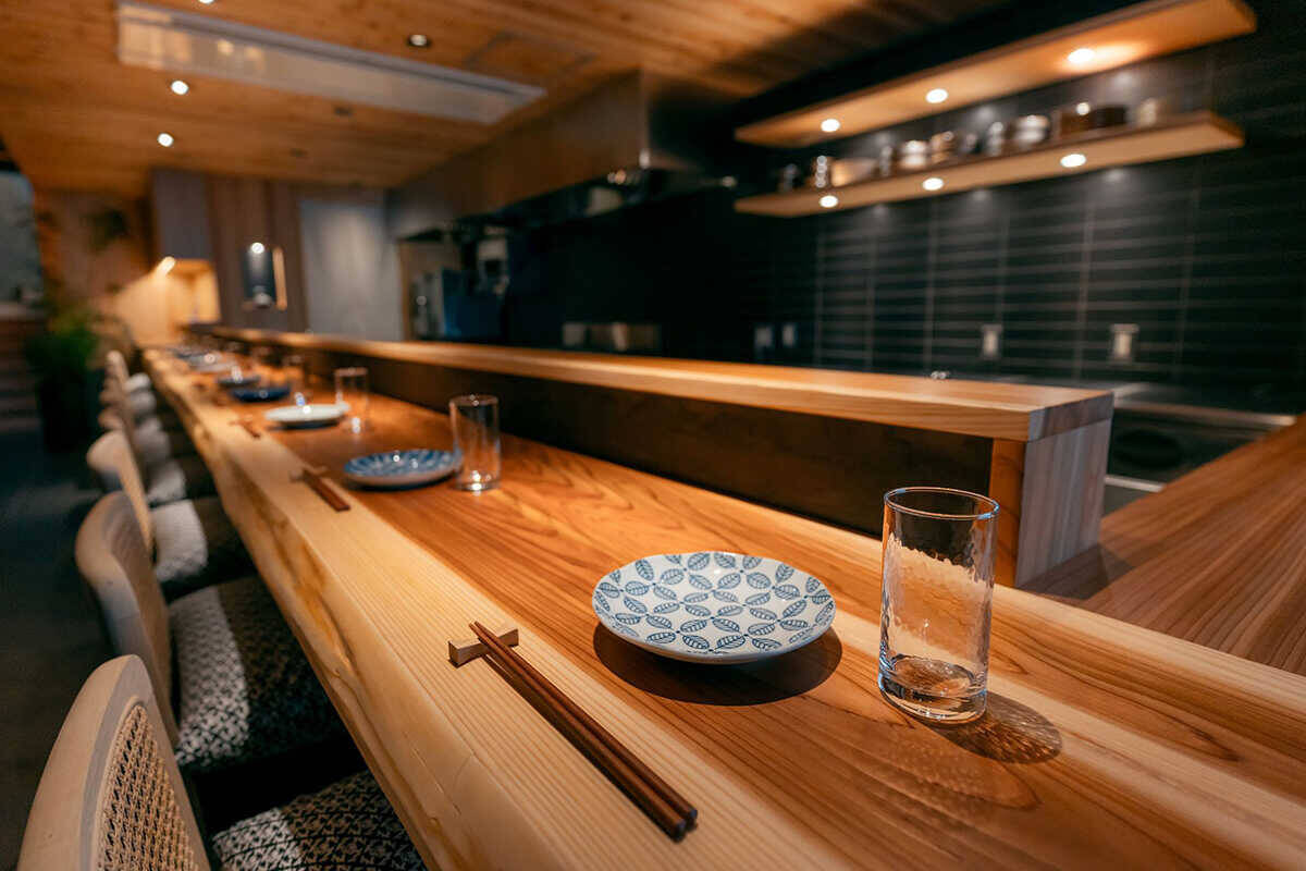 アレが食べたいからこの店へ！ますます人気が増すばかり、食通が訪れる話題のレストラン！