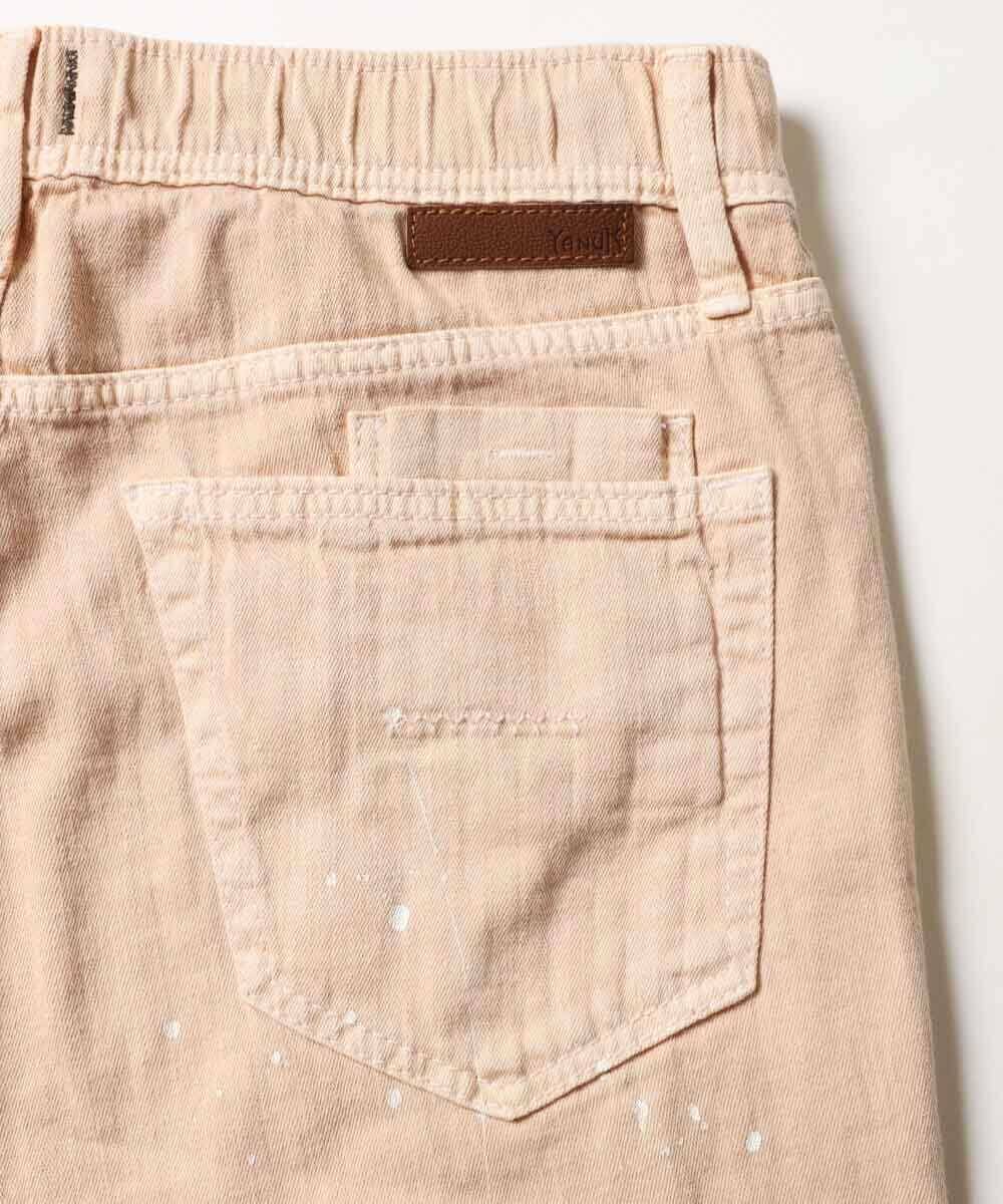 定番デニムは色で差をつける！ 〈ヤヌーク〉別注のサラリ快適なリゾートジーンズ