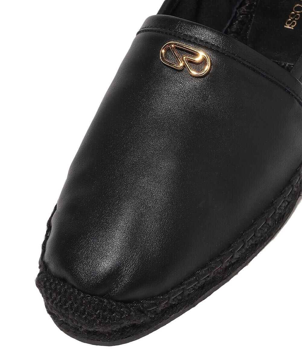 さあ、素足履きの季節がやってきた！今度に新作エスパ、ナーテックは大人が履くべき要素が満載！