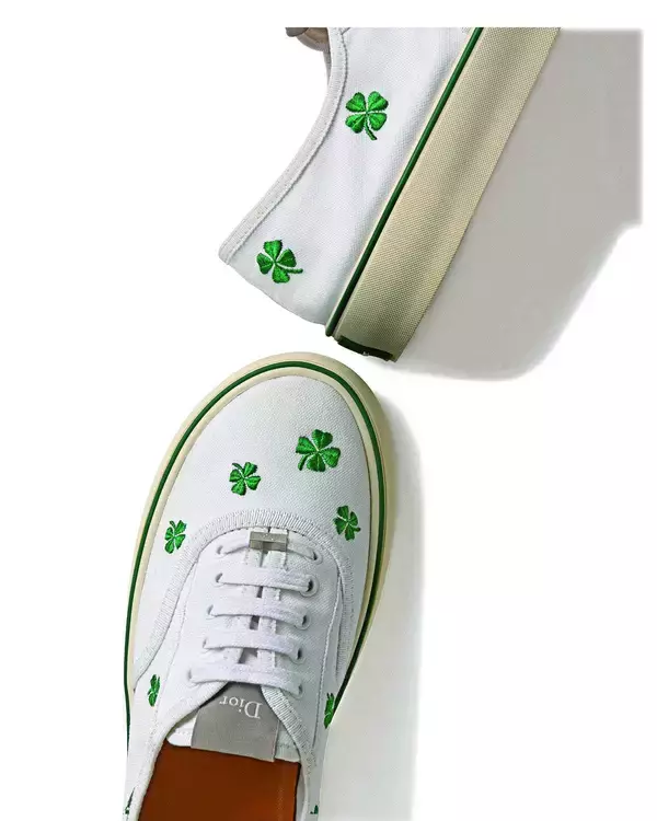 Catch the Wave！幸せは足元のスニーカーからやってくる？