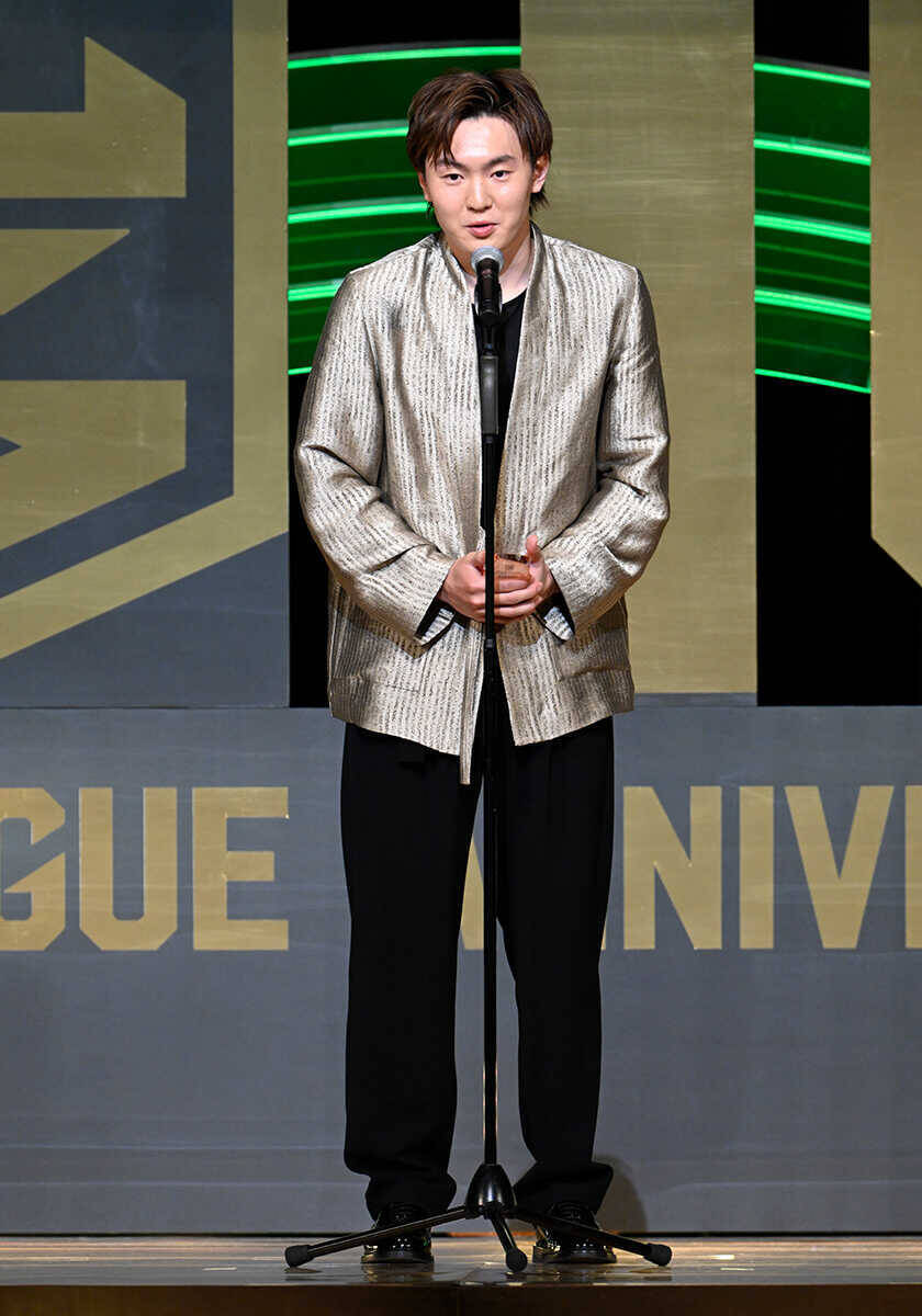 今年も『Safari』が“Bリーグアワードショー2025-26”に登場した選手たちをプロデュース！“Bリーグアワードショー2025-26”受賞選手たちの晴れ姿をキャッチ！