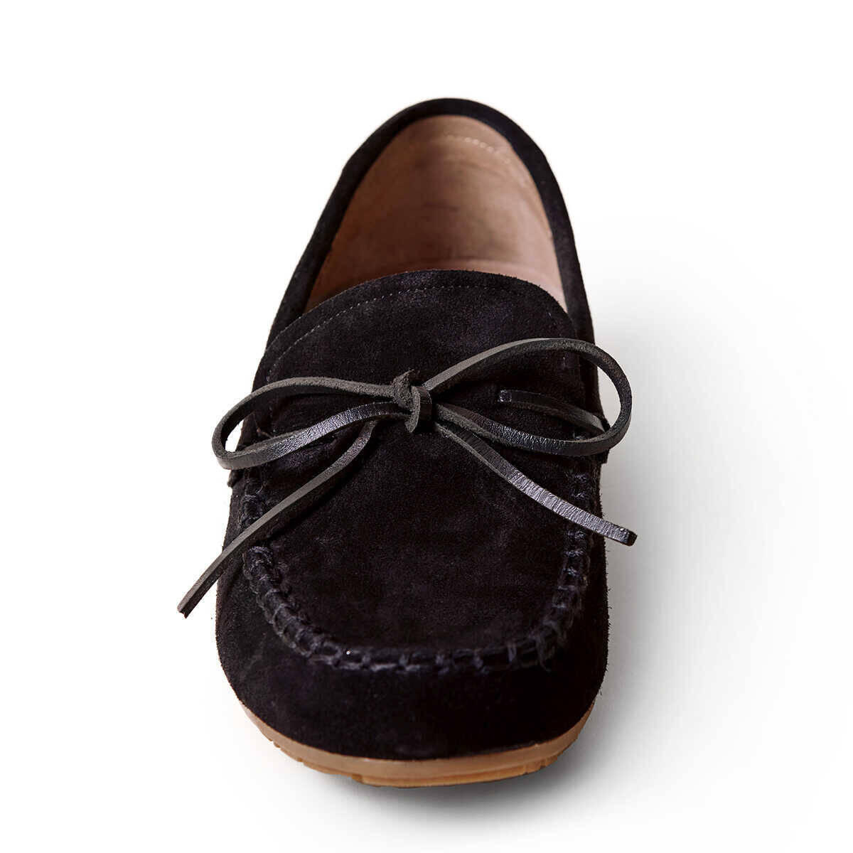 アメリカブランドのモカシンの名門から素足履きできるローファーモックが新登場！