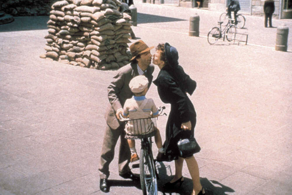 思わず涙がこみ上げる！愛され続ける感動映画５選！《再配信》