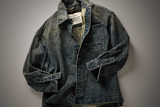 FOCUS ON 今月注目したいモノ・コト！デニシャツのお洒落に迷ったら“変化球”な1枚の出番!?