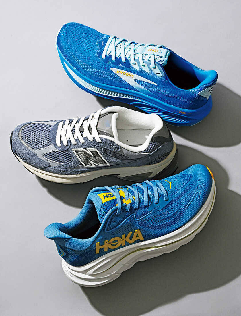 【年末年始まとめ配信】セレブ愛用のスニーカーとは？　“ブルー”で足元から爽やかさ出し!?