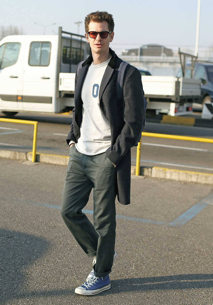 【年末年始まとめ配信】セレブ愛用のスニーカーとは？　“ブルー”で足元から爽やかさ出し!?