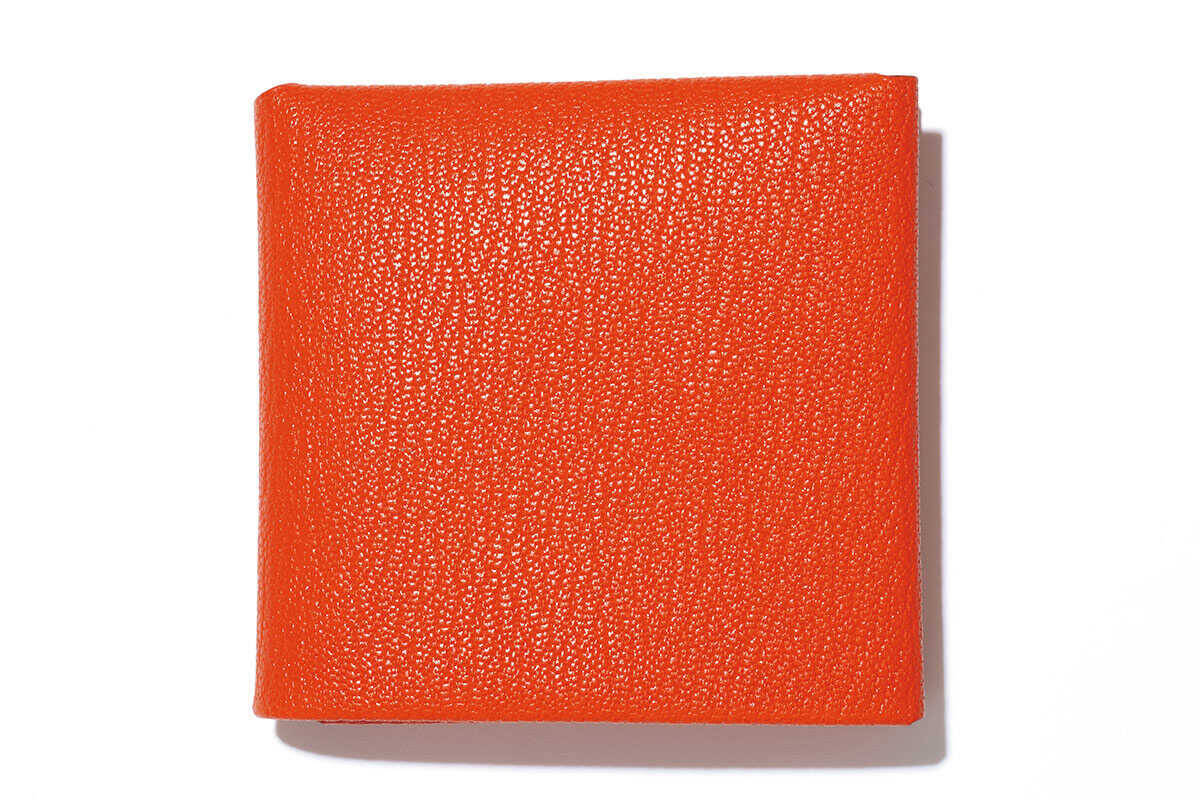 レザー小物を買うならサン・イエローかオーシャン・ブルーがいい！