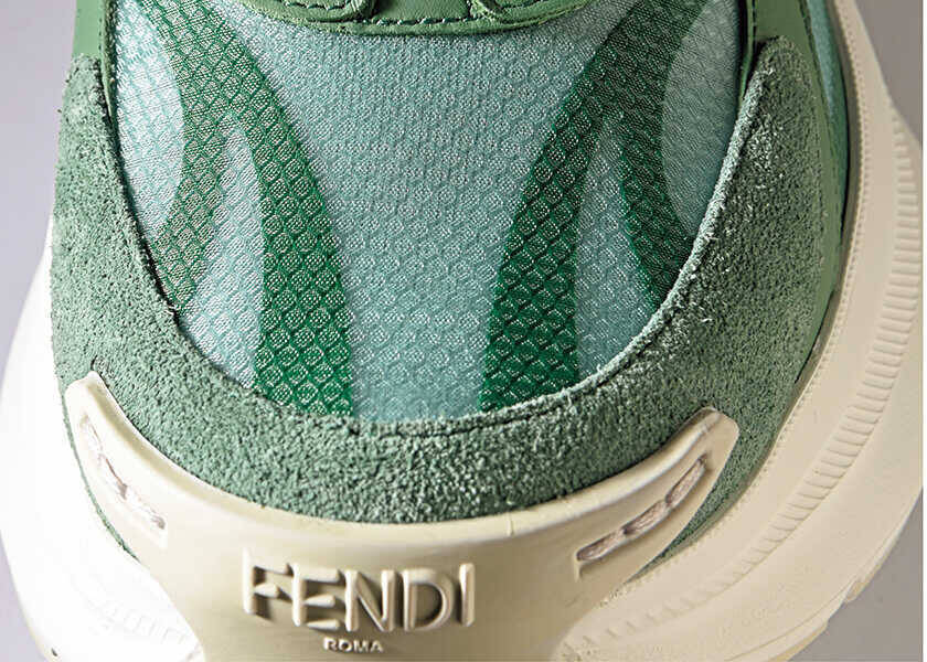 Catch the Wave！大人にふさわしい、〈フェンディ〉の品格ある厚底スニーカー！