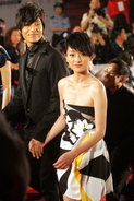 【中華芸能】上海国際映画祭レッドカーペットに周迅＆陳坤登場