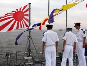 中国メディアが「旭日旗」はためく日中友好を報道