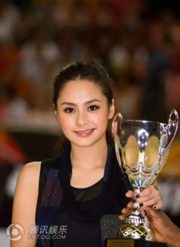 【中華芸能】芸能活動休止中に女を磨いた！？TWINSジリアン