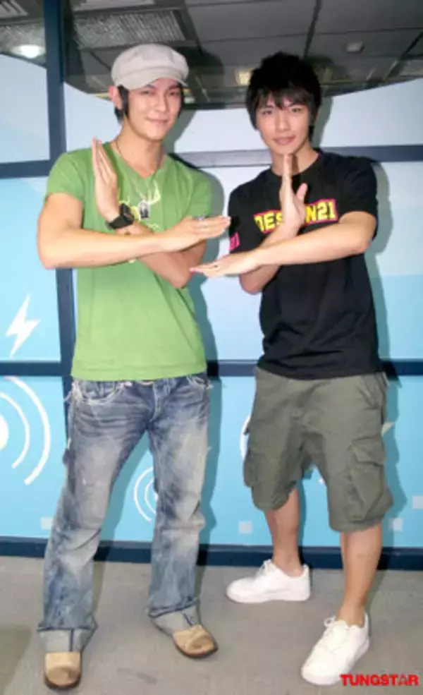 【中華芸能】イケメンユニット飛輪海のジロー、アーロンも「裸宣言」