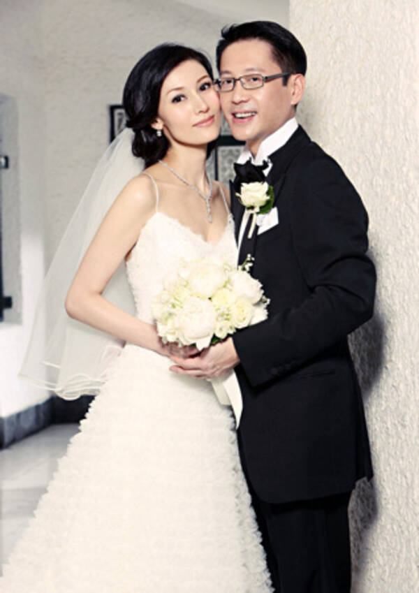 【華流】女優ミシェル・リーが香港富豪と結婚　長～いキスで愛誓う
