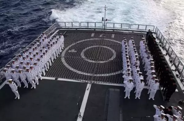 出航後に船酔い続出―ソマリア沖に出動の中国軍艦で