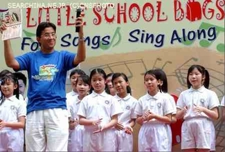 香港の中学校、英語での授業を増加＝香港ポスト